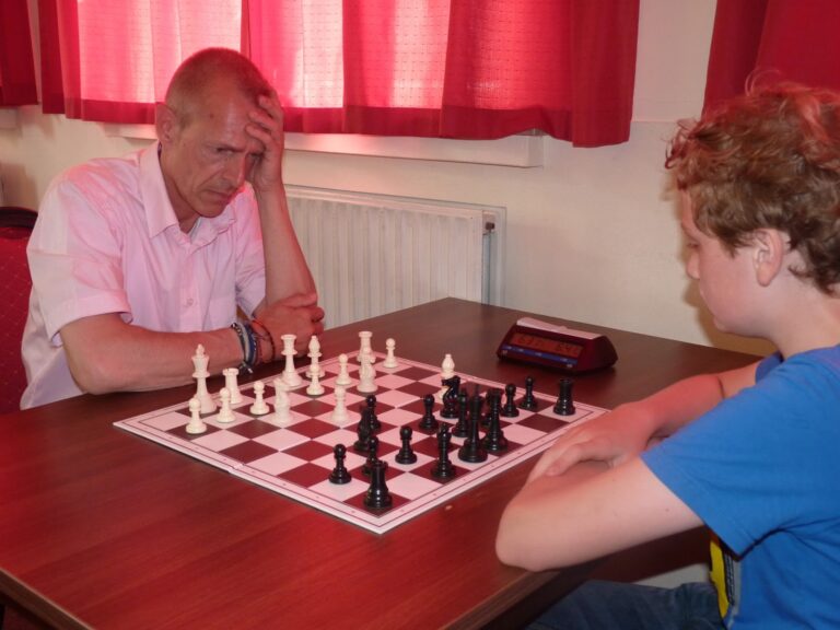 Gerbrich en Daan snelschaakkampioen Op de laatste clubmiddag…