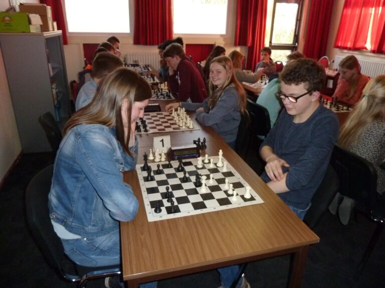 Druk weekend Het is een druk schaakweekend geworden.…