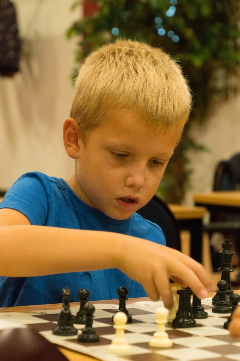 Daniël wint Sportrecreade Gisteren kwamen 13 jeugdschakers op…