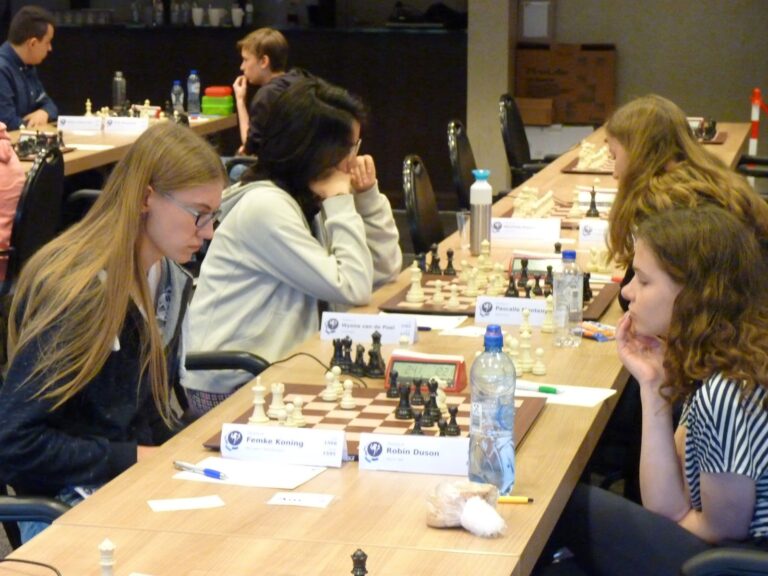 Wyona op het NK (46) Gisteren is in…