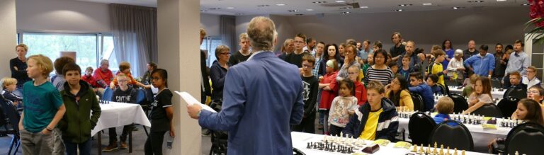 Rowin, Elisa, Jan, Isidora en Tyron op het…
