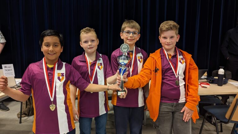 Thijmen en Bram naar het NK, CBS de Fontein vierde op het BSK
