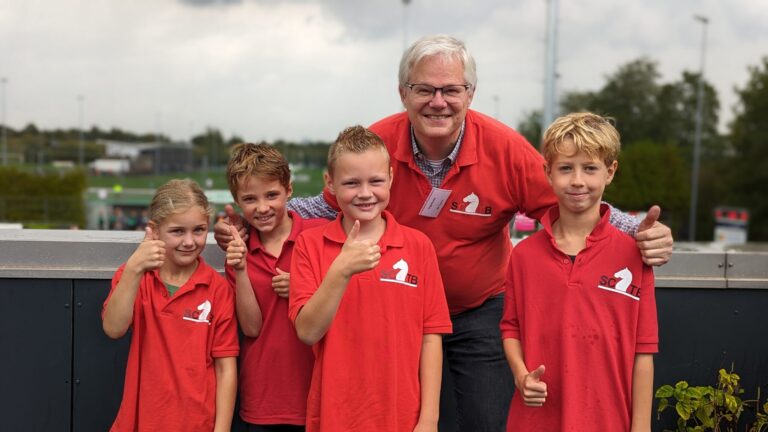 NK E teams plaatst zich nipt voor de finale
