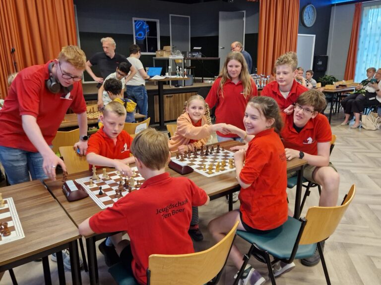 Lieke en Timo winnen eerste prijs in Hoogeveen